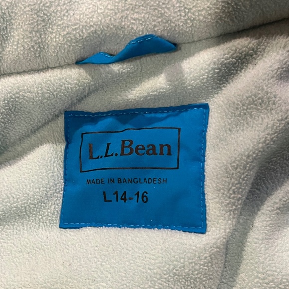LL bean winter coat (size 14/16) - Picture 3 of 4